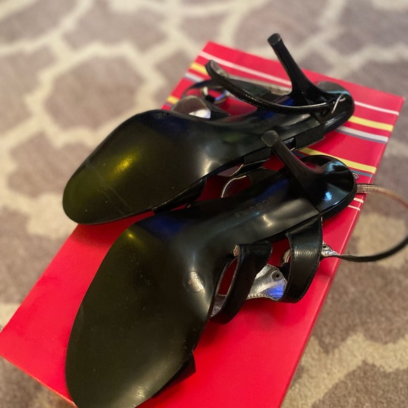 BCBG brand new black heels size 6 - Picture 3 of 3